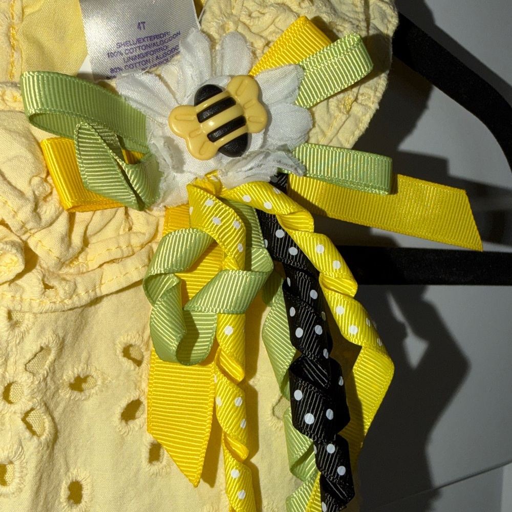 Yellow Eyelet Ruffle Bee Ribbon Dress - Picture 2 of 5